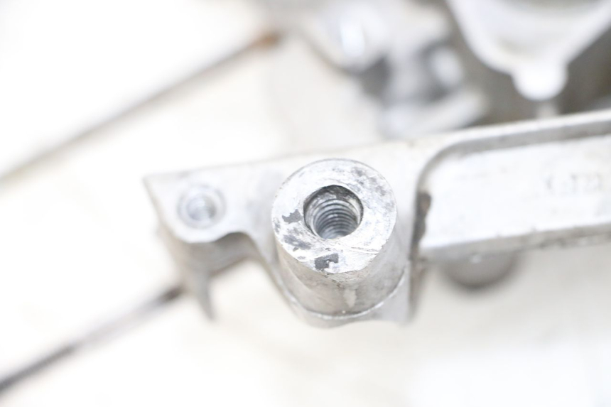 photo de OBUDOWA SILNIKA PRAWA MBK BOOSTER SPIRIT NAKED 50 (2004 - 2017) - Punkty mocowania