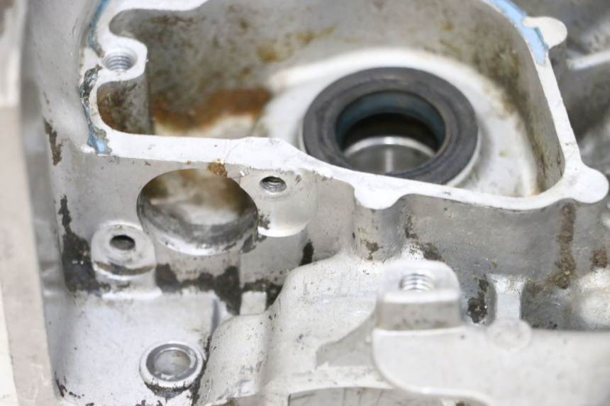 photo de OBUDOWA SILNIKA PRAWA MBK BOOSTER SPIRIT NAKED 50 (2004 - 2017) - Oznaczenia i referencje