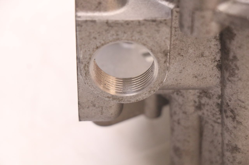 photo de OBUDOWA SILNIKA PRAWA PEUGEOT E-VIVACITY 1 (2012 - 2018) - Stan powierzchni