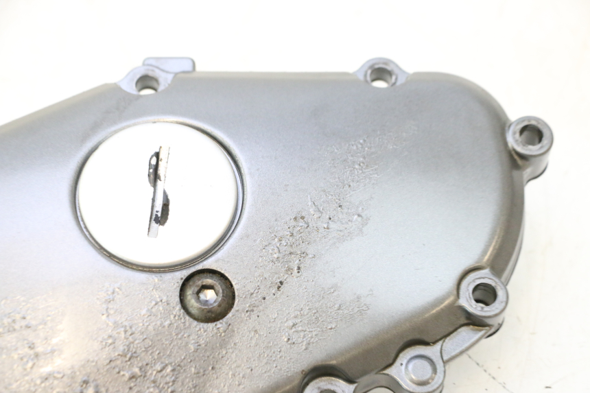 photo de PRAWA OBUDOWA SILNIKA YAMAHA FJR 1300 (2001 - 2005) - Zoom stanu zużycia