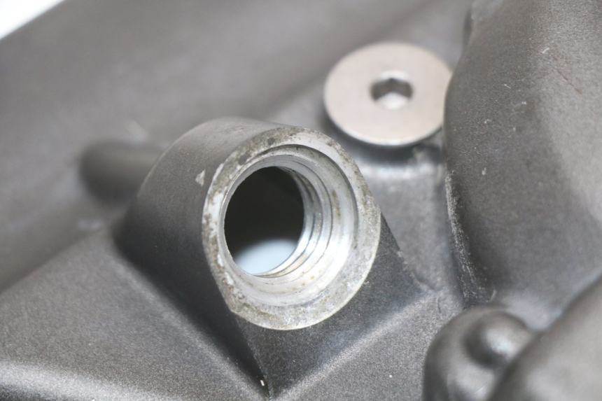 photo de OBUDOWA SILNIKA PRAWA HONDA FJS SILVER WING SILVERWING 400 (2005 - 2008) - Inny kąt widzenia