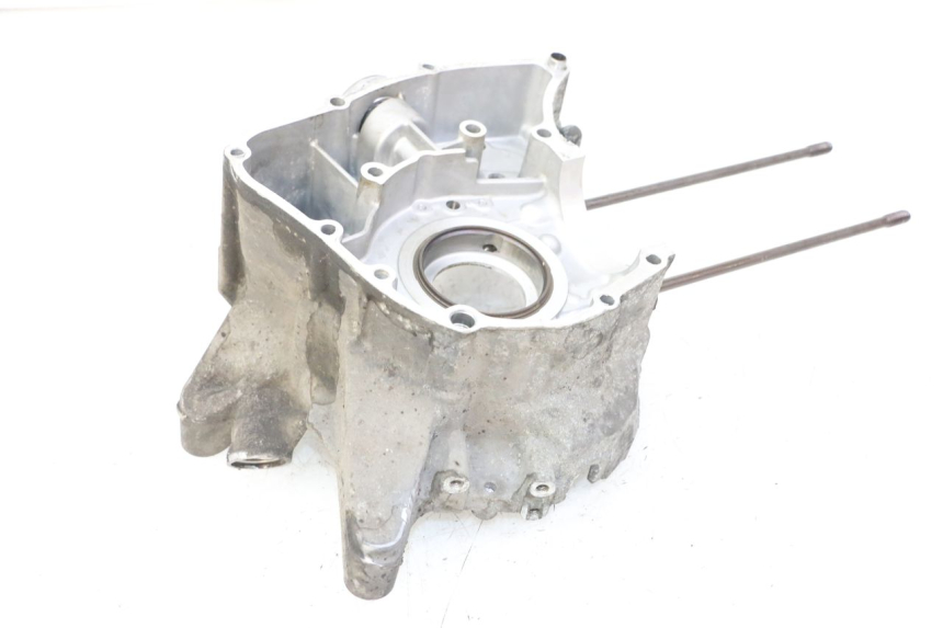 photo de OBUDOWA SILNIKA PRAWA MBK MW TRYPTIK 125 (2014 - 2016) - Szczegół części