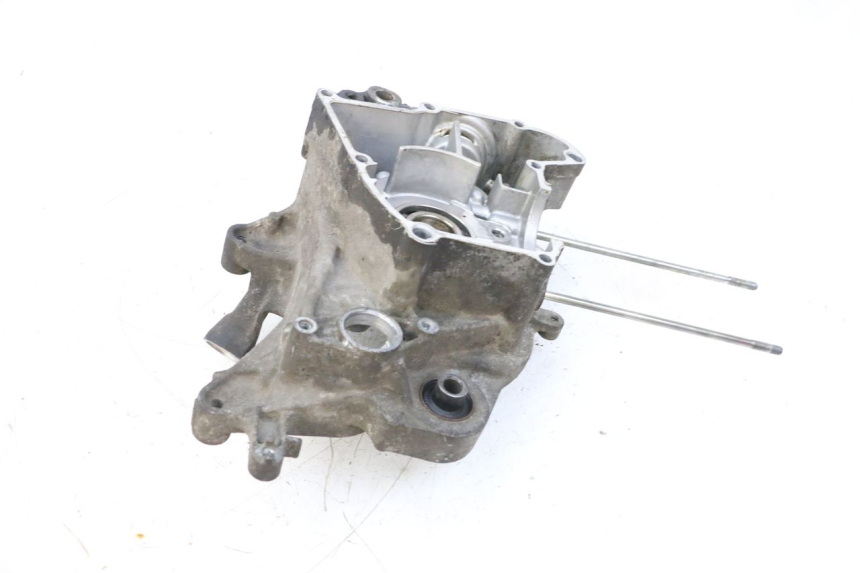 photo de CARTER MOTEUR DROIT YAMAHA NEOS NEO'S 4T 50 (2008 - 2016) - Inny kąt widzenia