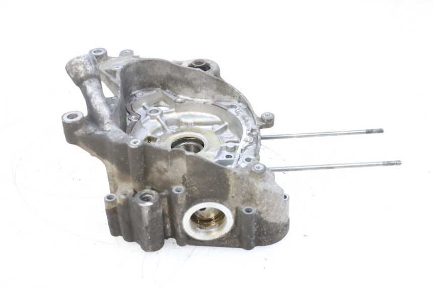 photo de CARTER MOTEUR DROIT YAMAHA NEOS NEO'S 4T 50 (2008 - 2016) - Zbliżenie techniczne