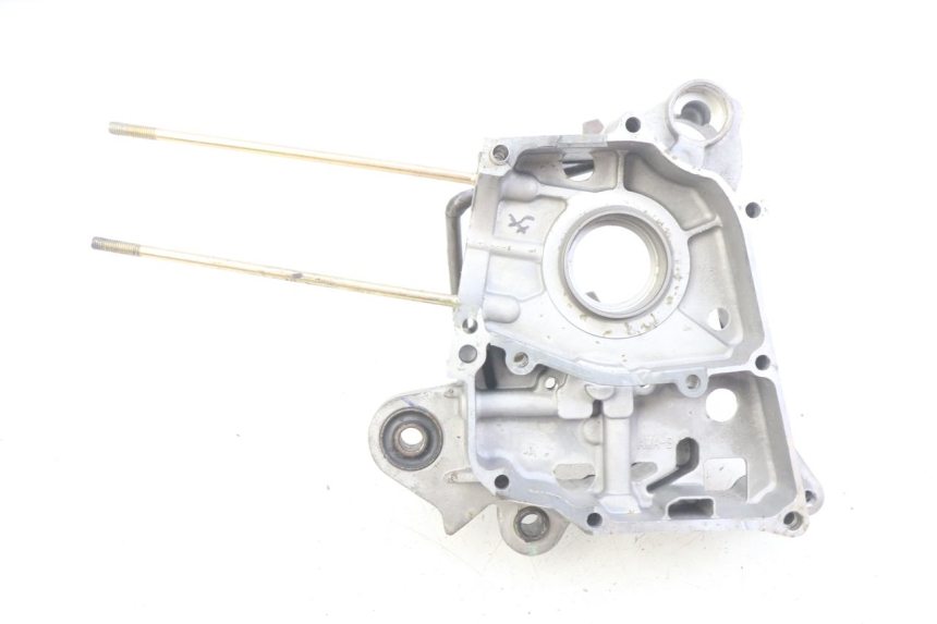 photo de OBUDOWA SILNIKA PRAWA SYM ORBIT III 3 4T 50 (2021 - 2025) - Szczegół części