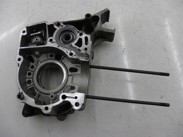 photo de OBUDOWA SILNIKA PRAWA PEUGEOT SATELIS 125 (2010 - 2012) - Widok główny