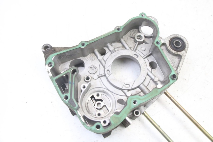 photo de OBUDOWA SILNIKA PRAWA PEUGEOT VIVACITY 125 (2010 - 2017) - Zoom stanu zużycia