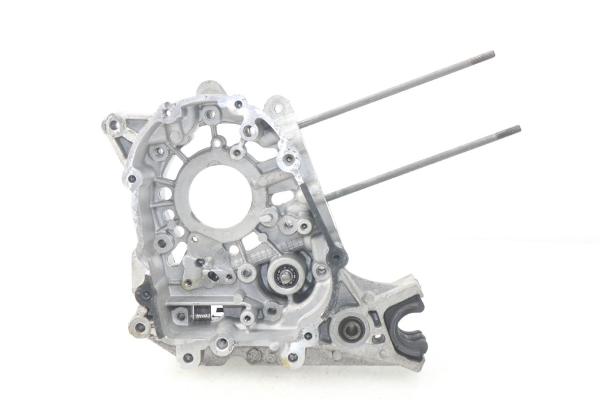 photo de OBUDOWA SILNIKA PRAWA PEUGEOT SATELIS 125 (2013 - 2018) - Widok główny