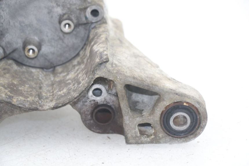 photo de OBUDOWA SILNIKA PRAWA HONDA SCV LEAD 100 (2003 - 2007) - Widok ogólny