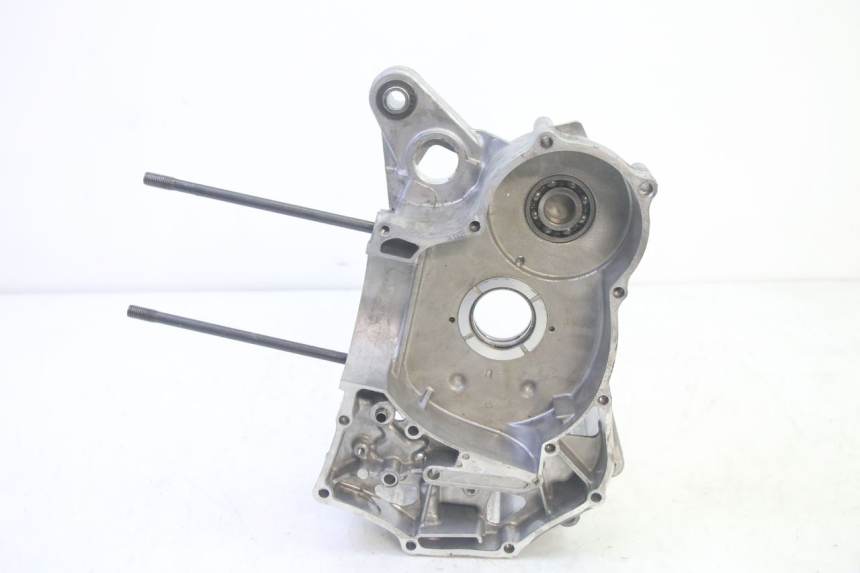 photo de OBUDOWA SILNIKA PRAWA YAMAHA TRICITY 300 (2020 - 2024) - Zbliżenie techniczne