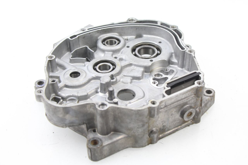 photo de OBUDOWA SILNIKA PRAWA YAMAHA TTR 125 (2000 - 2020) - Zoom stanu zużycia