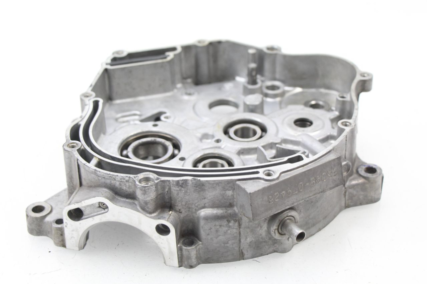photo de OBUDOWA SILNIKA PRAWA YAMAHA TTR 125 (2000 - 2020) - Zbliżenie techniczne