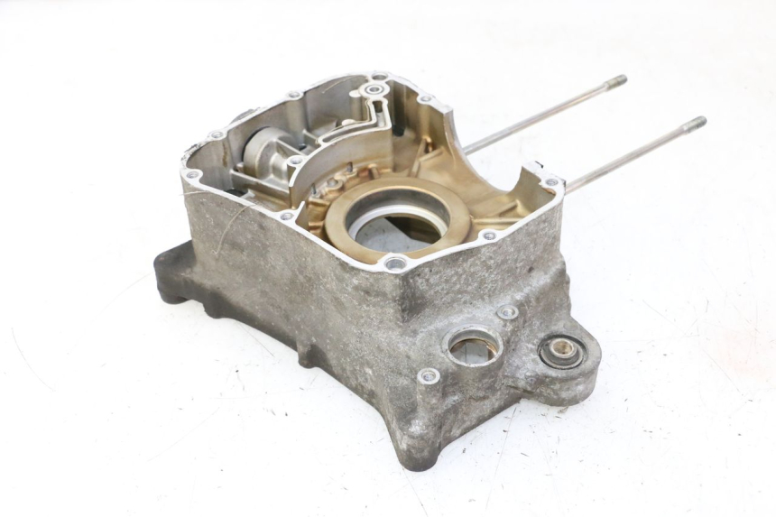 photo de OBUDOWA SILNIKA PRAWA YAMAHA X-MAX XMAX 125 (2010 - 2013) - Zoom stanu zużycia