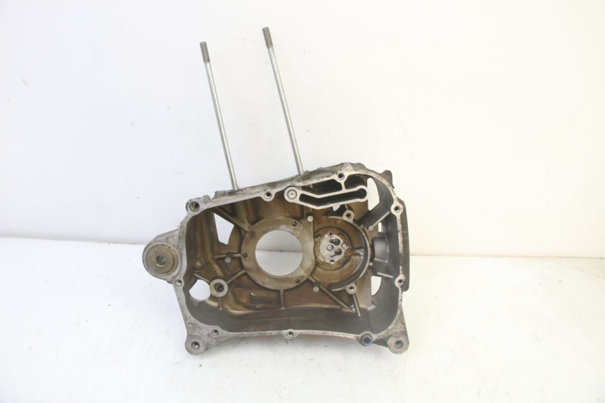 photo de OBUDOWA SILNIKA PRAWA YAMAHA XMAX X-MAX 125 (2006 - 2009) - Szczegół części