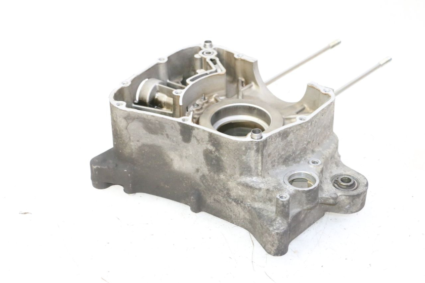 photo de OBUDOWA SILNIKA PRAWA YAMAHA X-MAX XMAX 125 (2010 - 2013) - Szczegół części