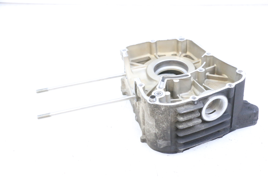 photo de OBUDOWA SILNIKA PRAWA YAMAHA X-MAX XMAX 125 (2010 - 2013) - Widok ogólny