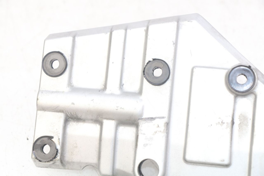 photo de OBUDOWA SILNIKA PRAWA KAWASAKI ZX-6R ZX6R 600 (1995 - 1997) - Punkty mocowania