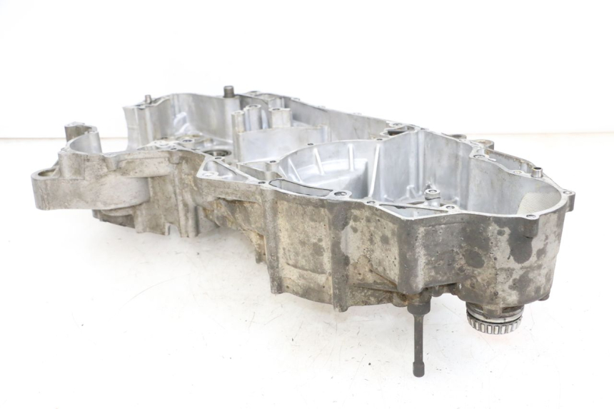 photo de Karter silnika lewy SUZUKI BURGMAN 650 (2013 - 2020) - Stan powierzchni