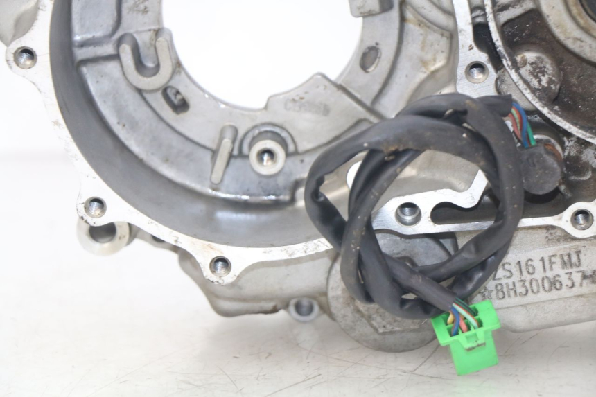 photo de Karter silnika lewy XTRM FACTORY DIRTBIKE BSE 150 - Punkty mocowania