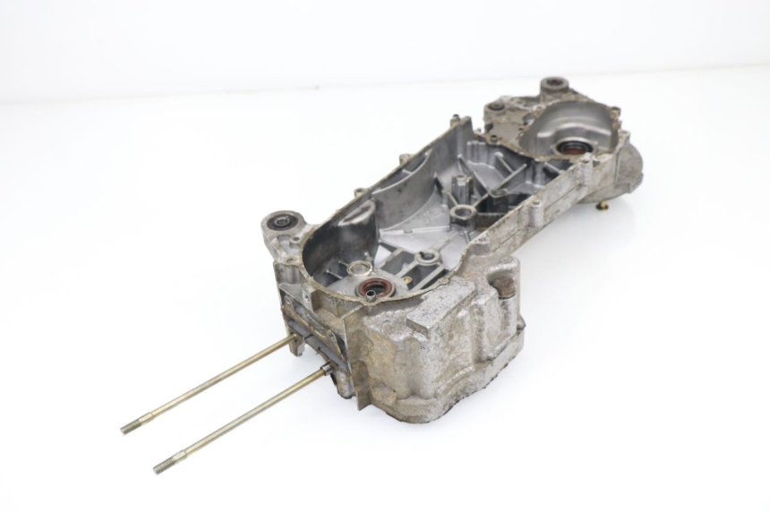 photo de Karter silnika lewy REVATTO FUTURA GT 125 (2006 - 2008) - Szczegóły charakterystyczne
