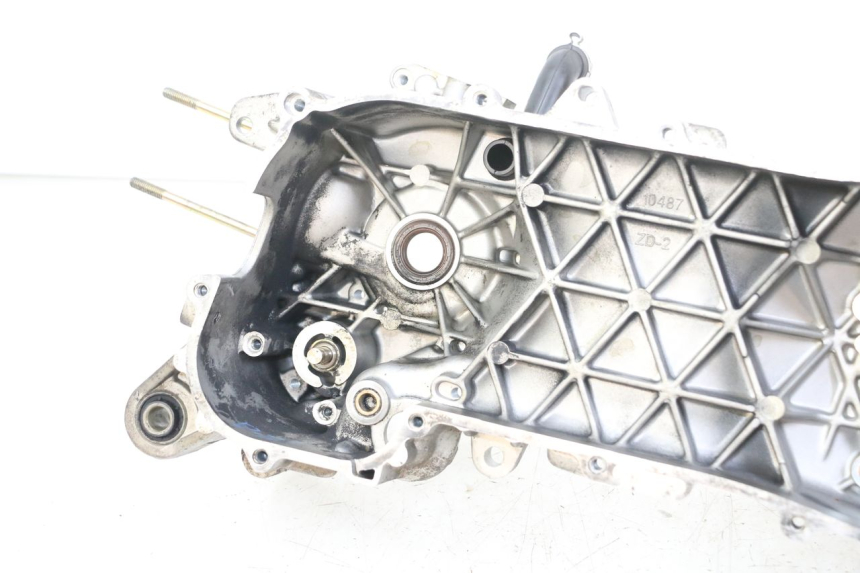 photo de Karter silnika lewy PIAGGIO VESPA LX 2T 50 (2005 - 2013) - Stan powierzchni