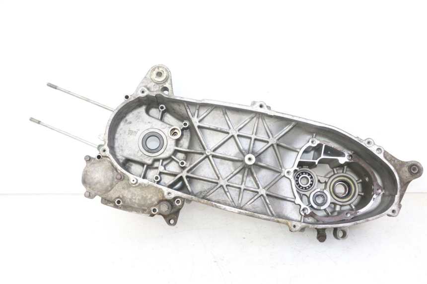 photo de Karter silnika lewy YAMAHA XMAX X-MAX 125 (2006 - 2009) - Punkty mocowania