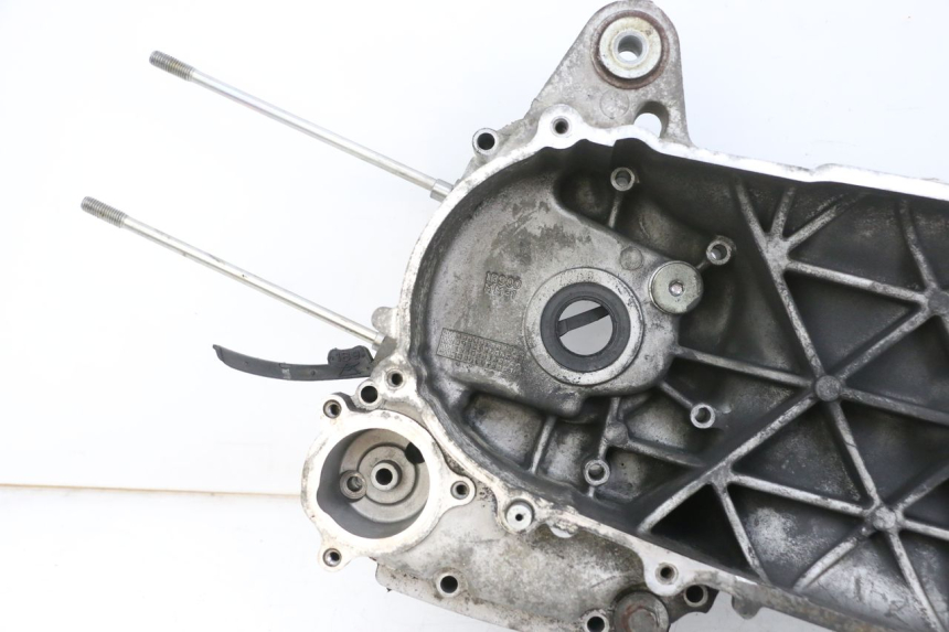 photo de Karter silnika lewy YAMAHA X-MAX XMAX 125 (2010 - 2013) - Szczegóły charakterystyczne