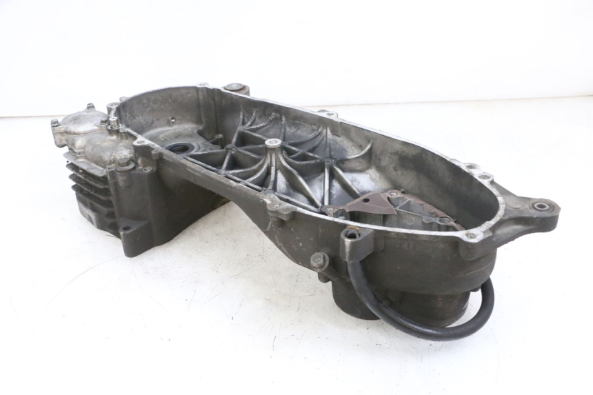 photo de Karter silnika lewy YAMAHA X-MAX XMAX 125 (2010 - 2013) - Stan powierzchni