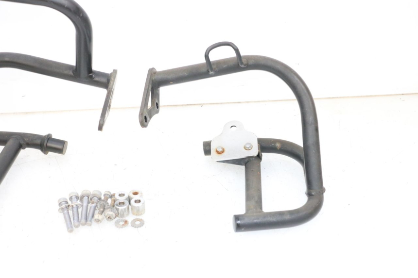 photo de OSŁONA CYLINDRA SILNIKA YAMAHA FJR ABS 1300 (2006 - 2012) - Szczegóły charakterystyczne