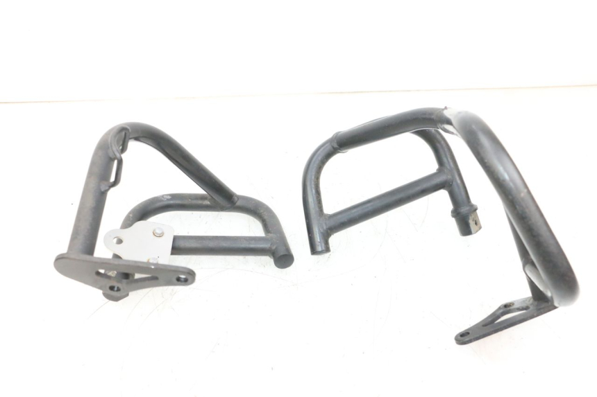 photo de OSŁONA CYLINDRA SILNIKA YAMAHA FJR ABS 1300 (2006 - 2012) - Inny kąt widzenia