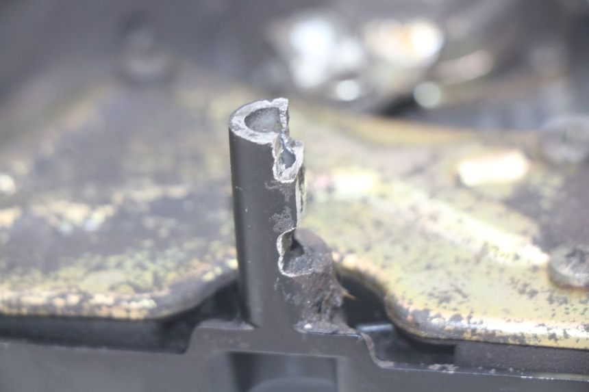 photo de OBUDOWA ZĘBATKI YAMAHA FZS FAZER 600 (1998 - 2001) - Zoom stanu zużycia