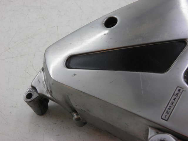 photo de OBUDOWA ZĘBATKI KAWASAKI ZEPHYR 550 (1991 - 1998) - Inny kąt widzenia