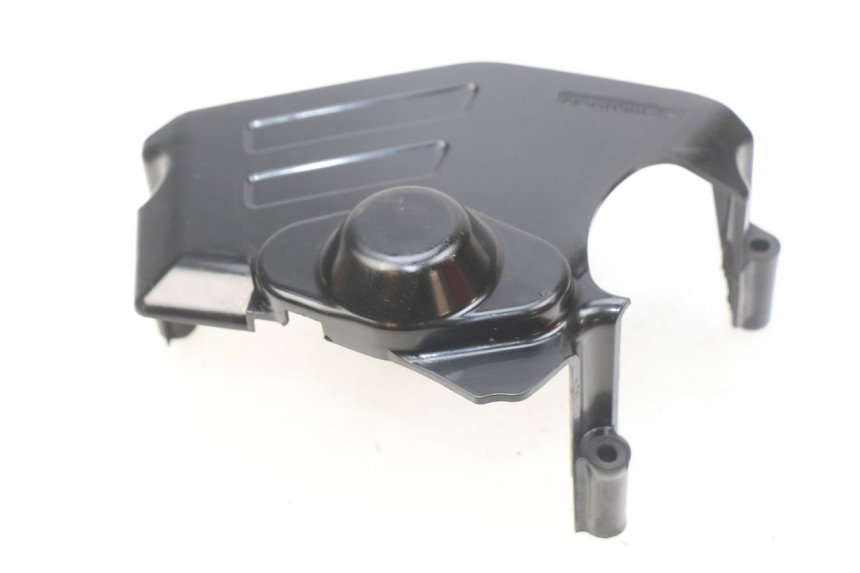 photo de OBUDOWA ZĘBATKI SUZUKI SV N 650 (1999 - 2002) - Zbliżenie techniczne