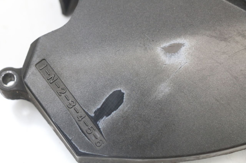 photo de OBUDOWA ZĘBATKI YAMAHA TDM ABS 900 (2002 - 2014) - Zbliżenie techniczne