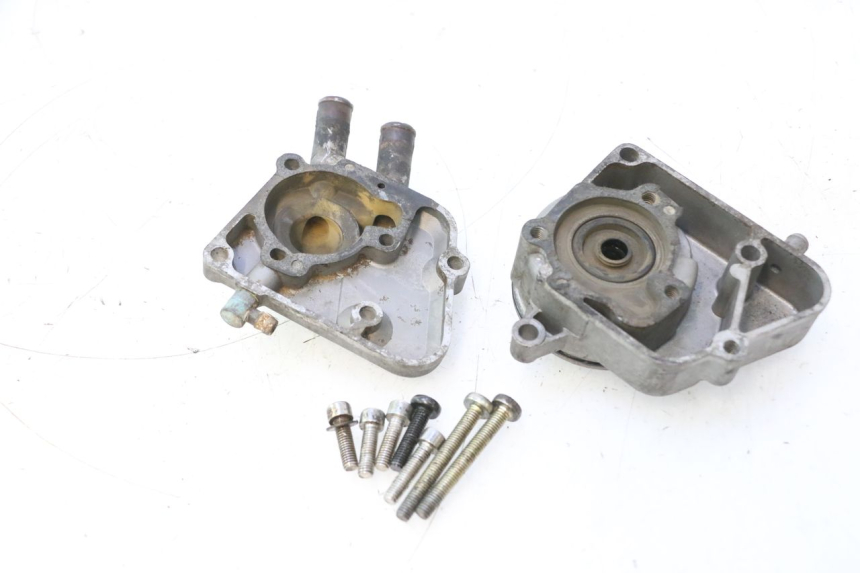 photo de OBUDOWA POMPY WODY YAMAHA YP MAJESTY 125 (1998 - 2001) - Szczegół części
