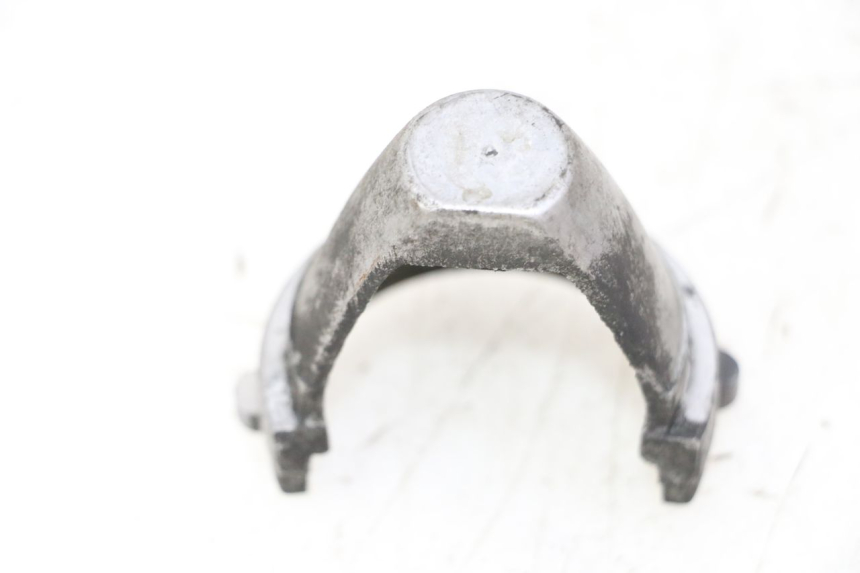 photo de OBUDOWA KOŁA ZAMACHOWEGO HONDA SCV LEAD 100 (2003 - 2007) - Inny kąt widzenia