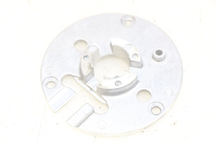 photo de OBUDOWA STATORA PEUGEOT XP6 50 (2006 - 2011) - Widok główny