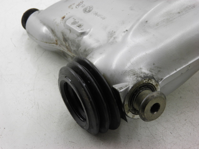 photo de OBUDOWA PRZENIESIENIA NAPĘDU KOŁA BMW R RS 1150 (2001 - 2005) - Zbliżenie techniczne