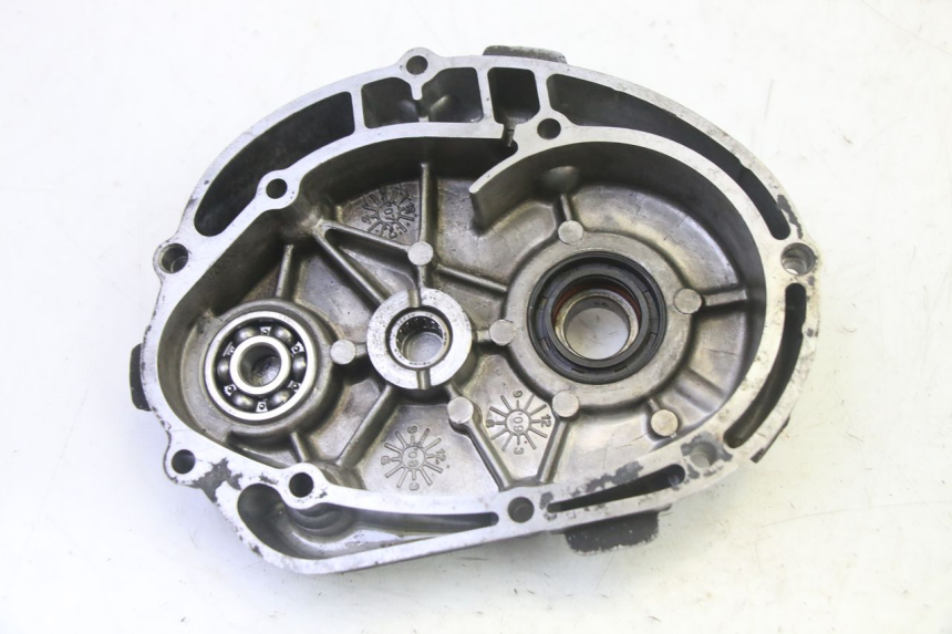 photo de OBUDOWA PRZENIESIENIA NAPĘDU KOŁA KYMCO GRAND DINK 125 (2008 - 2014) - Szczegół części