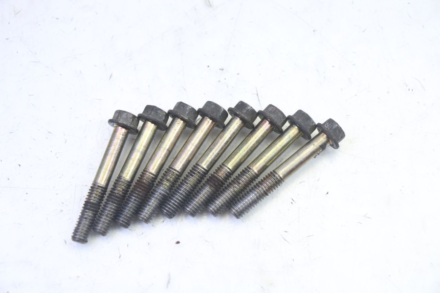 photo de OBUDOWA PRZENIESIENIA NAPĘDU KOŁA KYMCO GRAND DINK 125 (2008 - 2014) - Inny kąt widzenia