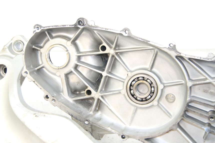 photo de OBUDOWA PRZENIESIENIA NAPĘDU KOŁA YAMAHA XP T-MAX TMAX 500 (2004 - 2007) - Stan powierzchni