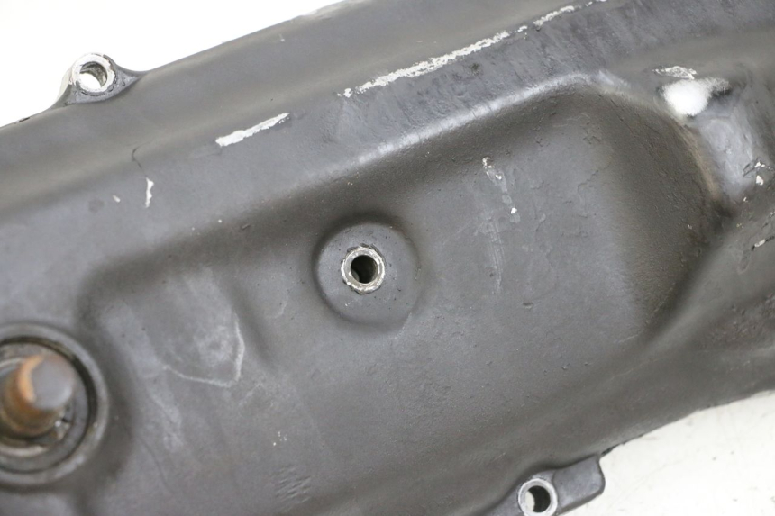 photo de OBUDOWA WARIATORA MBK BOOSTER SPIRIT 50 (2004 - 2017) - Widok z bliska