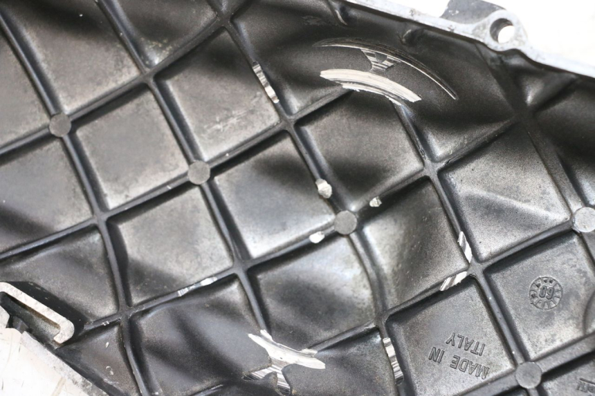 photo de OBUDOWA WARIATORA MBK BOOSTER SPIRIT NAKED 50 (2004 - 2017) - Zoom stanu zużycia