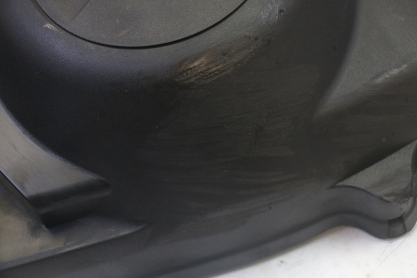 photo de OBUDOWA WARIATORA SUZUKI BURGMAN 125 (2007 - 2014) - Inny kąt widzenia