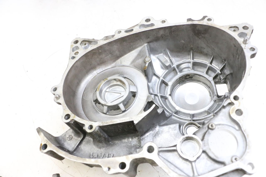 photo de OBUDOWA WARIATORA SUZUKI BURGMAN 650 (2013 - 2020) - Punkty mocowania