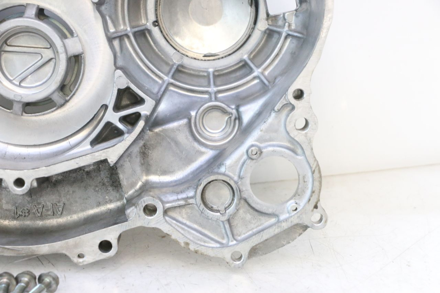 photo de OBUDOWA WARIATORA SUZUKI BURGMAN EXECUTIVE ABS 650 (2006 - 2012) - Alternatywny kąt