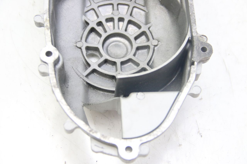 photo de OBUDOWA WARIATORA YAMAHA BW'S BWS 125 (2010 - 2013) - Szczegóły charakterystyczne