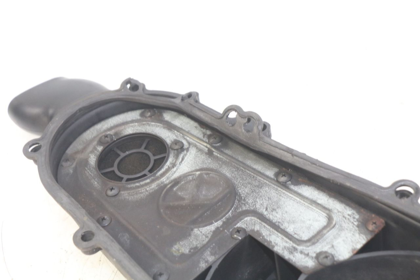 photo de OBUDOWA WARIATORA KYMCO DINK STREET 125 (2009 - 2014) - Inny kąt widzenia