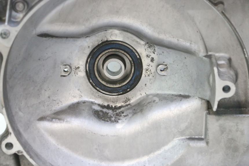 photo de OBUDOWA WARIATORA HONDA FJS SILVER WING SILVERWING 400 (2005 - 2008) - Zoom stanu zużycia