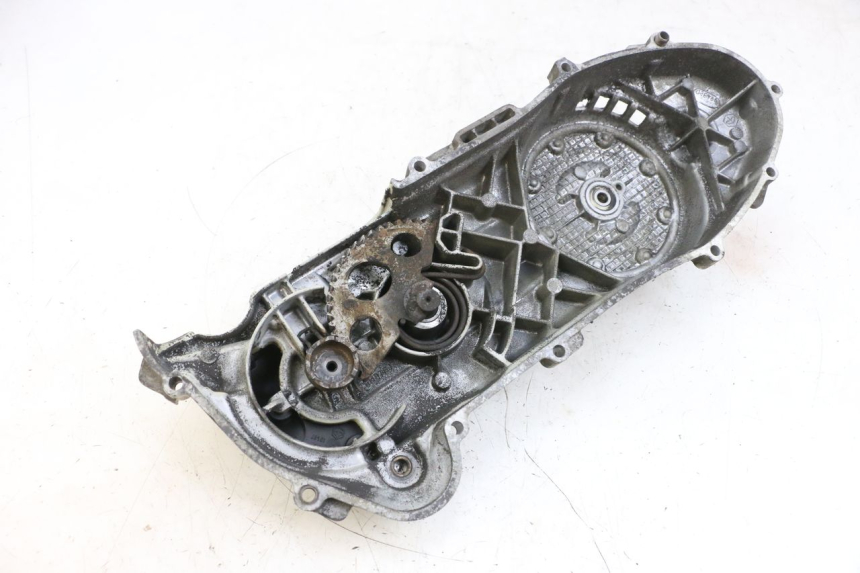 photo de OBUDOWA WARIATORA PIAGGIO FLY 4T 50 (2013 - 2017) - Stan powierzchni